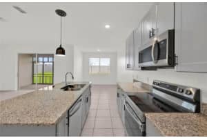 811 RICHMOND ESTATE AVENUE, HAINES CITY, FL 33844 - MLS#MFRS5150828