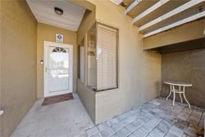 2664 EMERALD LAKE COURT, KISSIMMEE, FL 34744 - MLS#MFRS5150953