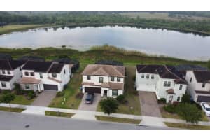 179 MITCHELLS MANOR, HAINES CITY, FL 33844 - MLS#MFRS5151158