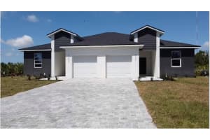 10380 PORT EVERGLADES STREET, PORT CHARLOTTE, FL 33981 - MLS#MFRS5151224