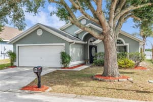 659 RESTON PLACE, DAVENPORT, FL 33897 - MLS#MFRS5151419