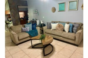 813 SAN JOSE COURT, KISSIMMEE, FL 34758 - MLS#MFRS5151517