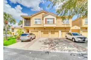 2736 OAKWATER DRIVE, KISSIMMEE, FL 34747 - MLS#MFRS5151634