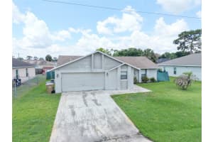 111 NICHOLAS COURT, KISSIMMEE, FL 34758 - MLS#MFRS5151931