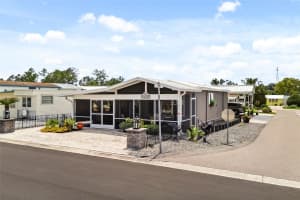 131 CENTER CREST BOULEVARD, DAVENPORT, FL 33837 - MLS#MFRS5152266
