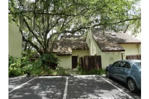 5601 Ashley Oaks Dr, Tampa, FL 33617, Sold 10/29/13