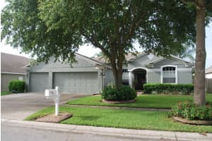 2607 Valencia Grove Dr, Valrico, FL 33596, Sold 12/12/14