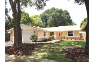 5306 Black Pine Dr, Tampa, FL 33624, Sold 09/17/15