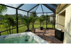 7115 35th St E, Sarasota, FL 34243, Sold 01/20/16