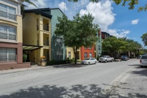2411 W Horatio St, Tampa, FL 33609, Sold 02/17/16