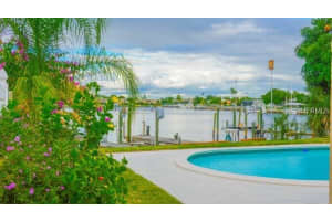 6412 Lake Sunrise Dr, Apollo Beach, FL 33572, Sold 12/03/15