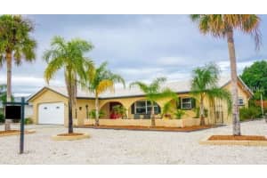 6412 Lake Sunrise Dr, Apollo Beach, FL 33572, Sold 12/03/15