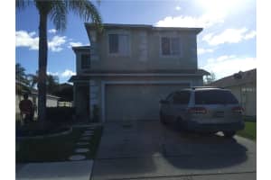 2204 Heathwood Cir, Orlando, FL 32828, Sold 04/14/16