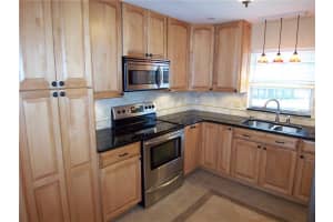 10301 Hobie Ct, Tampa, FL 33615, Sold 03/10/16