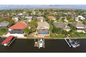 830 Golf Island Dr, Apollo Beach, FL 33572, Sold 05/19/16
