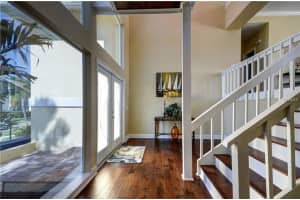 947 Symphony Isles Blvd, Apollo Beach, FL 33572, Sold 08/18/16