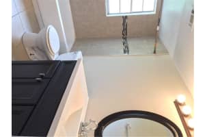 2812 Somerset Park Dr, Tampa, FL 33613, Sold 05/05/16