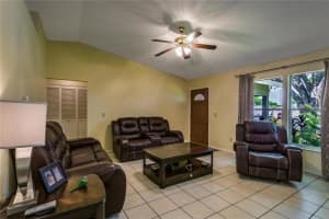 1320 Borden Ct, Valrico, FL 33594, Sold 06/03/16