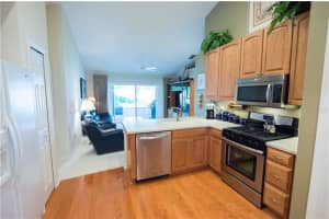 9507 Charleston Lake Dr, Tampa, FL 33635, Sold 07/12/16