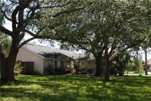 10508 Nile Ct, Tampa, FL 33615, Sold 07/13/16