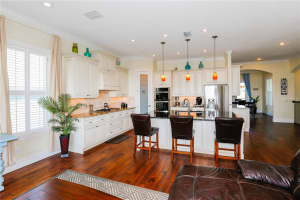 6415 Key Island Ave, Apollo Beach, FL 33572, Sold 07/21/16