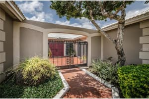3922 Venetian Way, Tampa, FL 33634, Sold 08/10/16