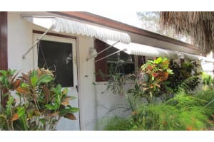 561 Cedar St, Longboat Key, FL 34228, Sold 01/18/17