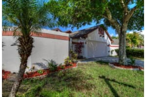 10803 Venice Cir, Tampa, FL 33635, Sold 10/18/16