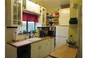 5602 Ashley Oaks Dr, Tampa, FL 33617, Sold 09/13/16