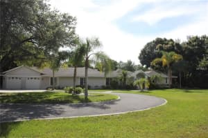 1319 Guardian Dr, Venice, FL 34292, Sold 10/07/16