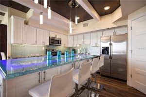 7600 Bayshore Dr, Treasure Island, FL 33706, Sold 12/12/16