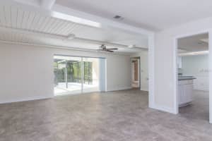 2022 Castille Dr, Dunedin, FL 34698, Sold 11/07/16