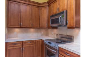 830 Amelia Ct, St. Petersburg, FL 33702, Sold 04/21/17