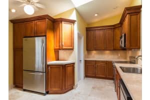 830 Amelia Ct, St. Petersburg, FL 33702, Sold 04/21/17