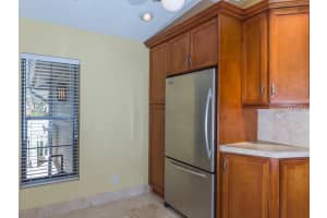 830 Amelia Ct, St. Petersburg, FL 33702, Sold 04/21/17