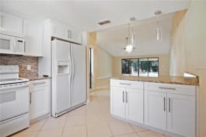 5367 Black Pine Dr, Tampa, FL 33624, Sold 11/18/16