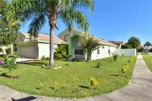 2419 Berkshire Ct, Kissimmee, FL 34746, Sold 01/09/17