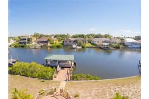 904 Eagle Ln, Apollo Beach, FL 33572, Sold 04/19/17