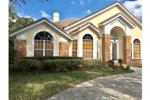 8001 Winpine Ct, Orlando, FL 32819, Sold 05/19/17