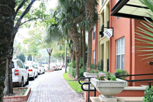 2421 W Horatio St, Tampa, FL 33609, Sold 02/28/17