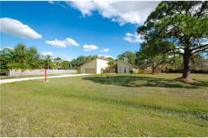 10001 Saddle Rd, Tampa, FL 33626, Sold 06/01/17