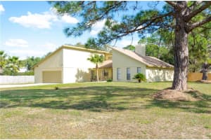 10001 Saddle Rd, Tampa, FL 33626, Sold 06/01/17