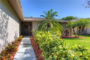 6529 Seafairer Dr, Tampa, FL 33615, Sold 02/17/17