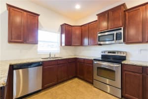 2714 Holly Bluff Ct, Plant City, FL 33566, Sold 03/31/17