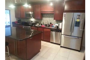 2861 N Morningside Ct, Oviedo, FL 32765, Sold 04/03/17