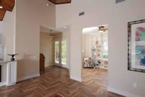 4711 Spinnaker Dr, Bradenton, FL 34208, Sold 05/10/17