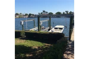 2326 S Shore Dr SE, St. Petersburg, FL 33705, Sold 09/13/17