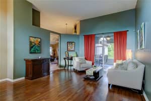 10028 Oasis Palm Dr, Tampa, FL 33615, Sold 07/28/17