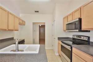 544 Hunters Run Blvd, Lakeland, FL 33809, Sold 06/01/17