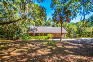 1415 Butch Cassidy Trail, Wimauma, FL 33598, Sold 06/01/17